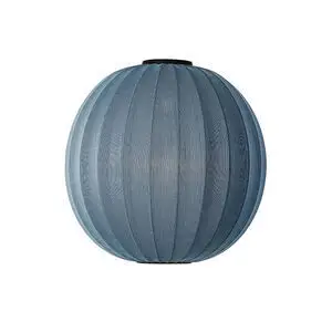 Rund loftlampe i blå med strikket tekstur, elegant og moderne design.